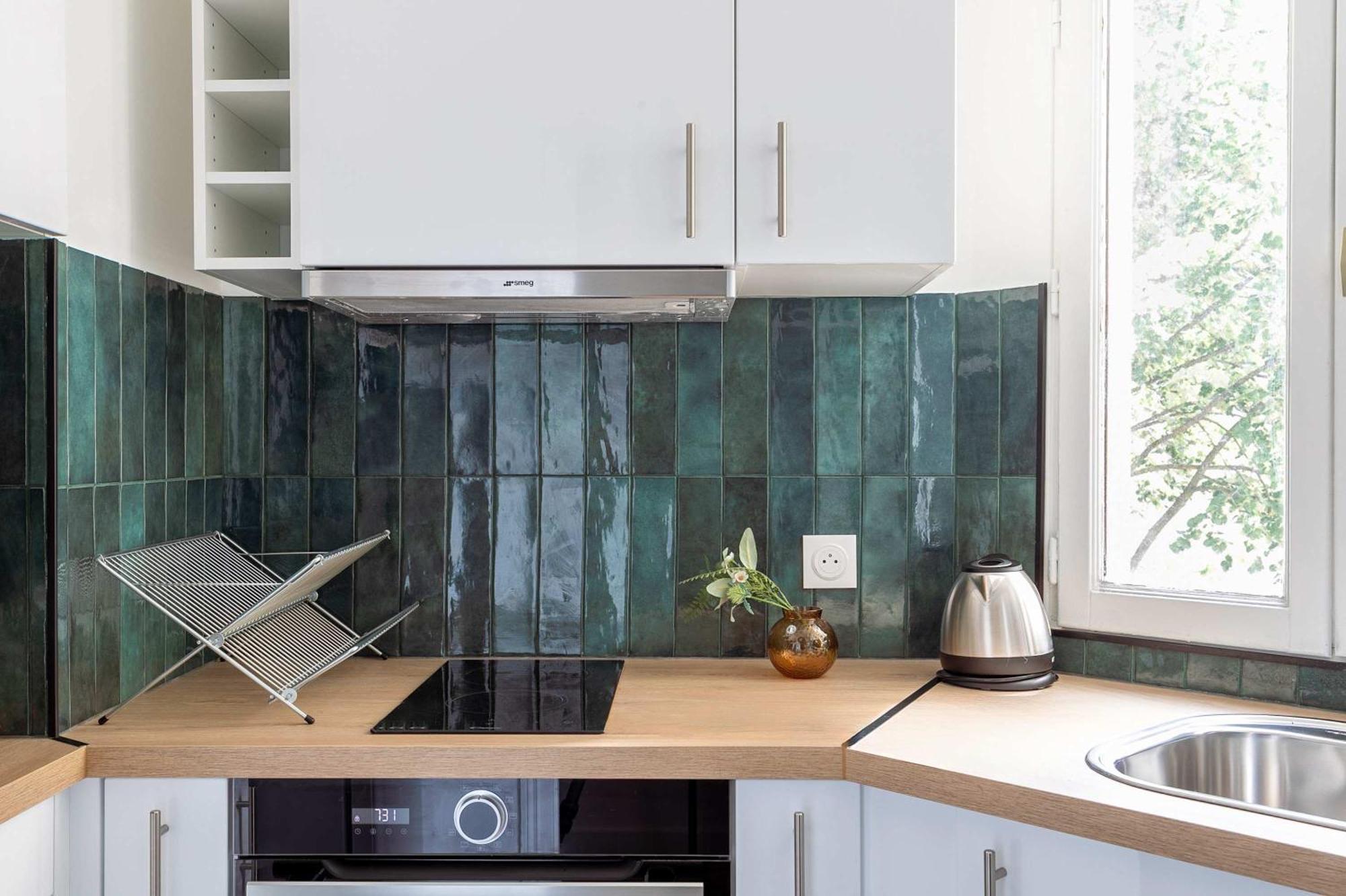 Apartment Le Dupont - Metro 13, 20 Min Champs-elysees Asnieres-sur-Seine