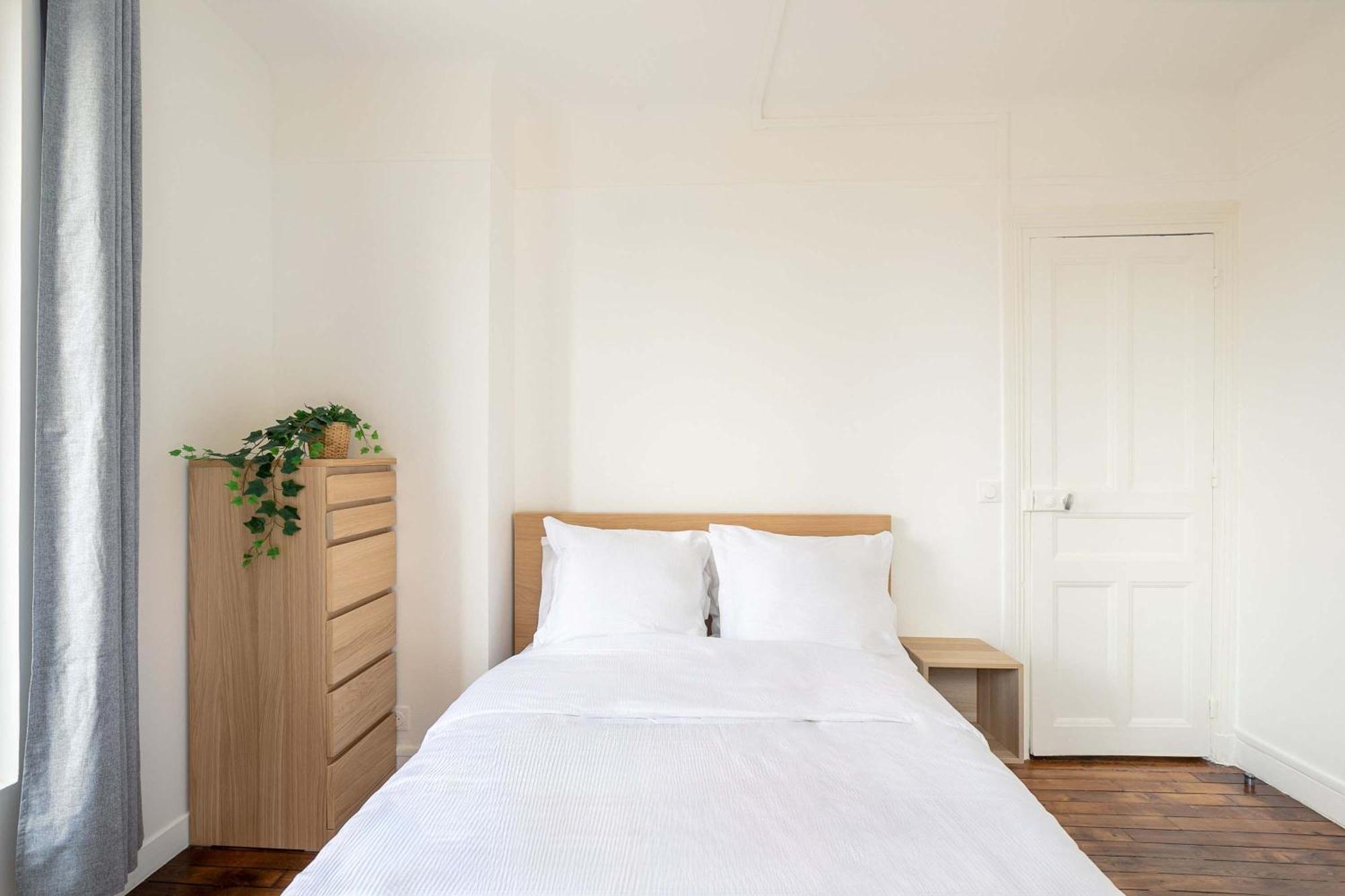 Apartment Le Dupont - Metro 13, 20 Min Champs-elysees