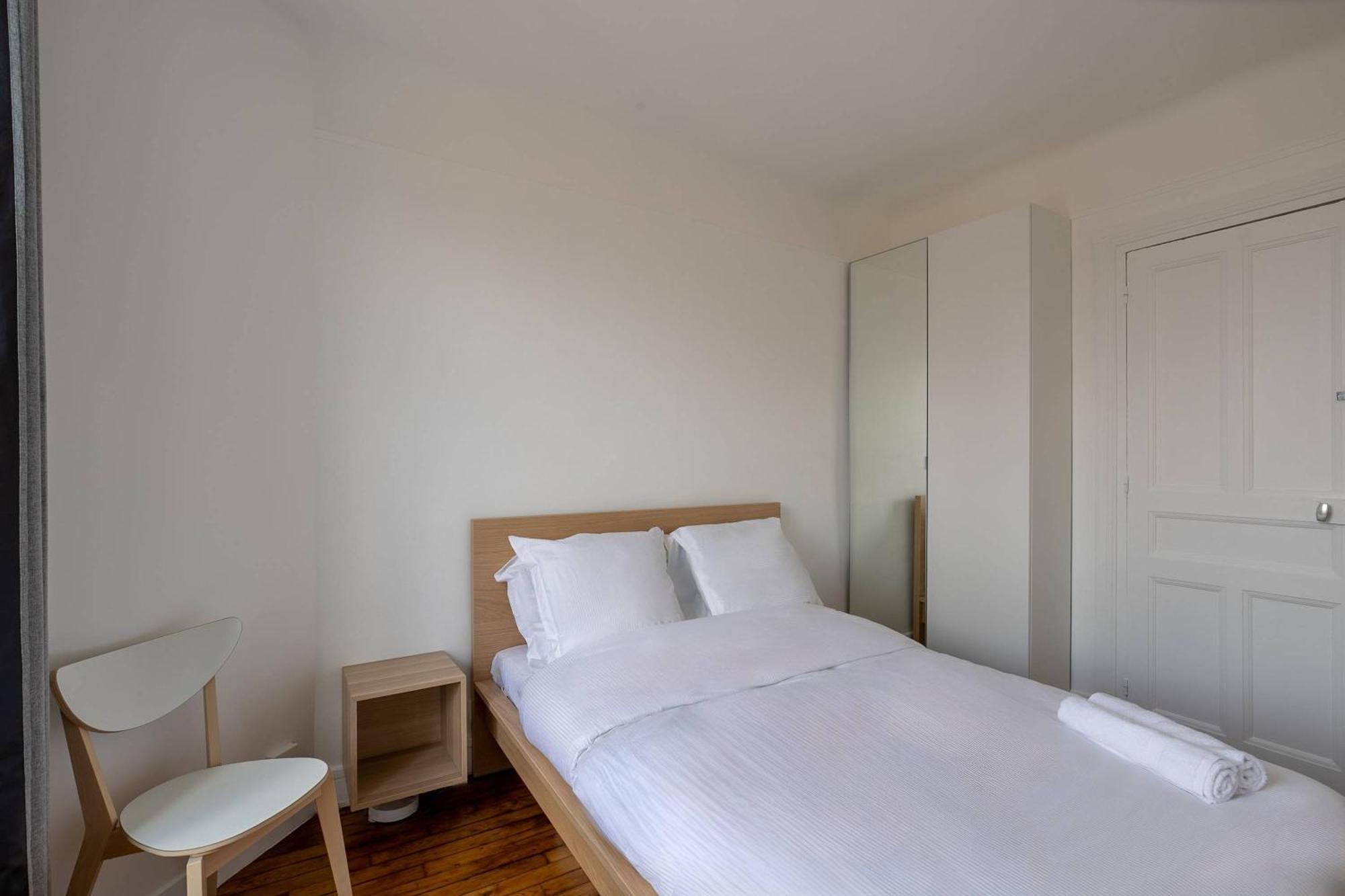 Apartment Le Dupont - Metro 13, 20 Min Champs-elysees *